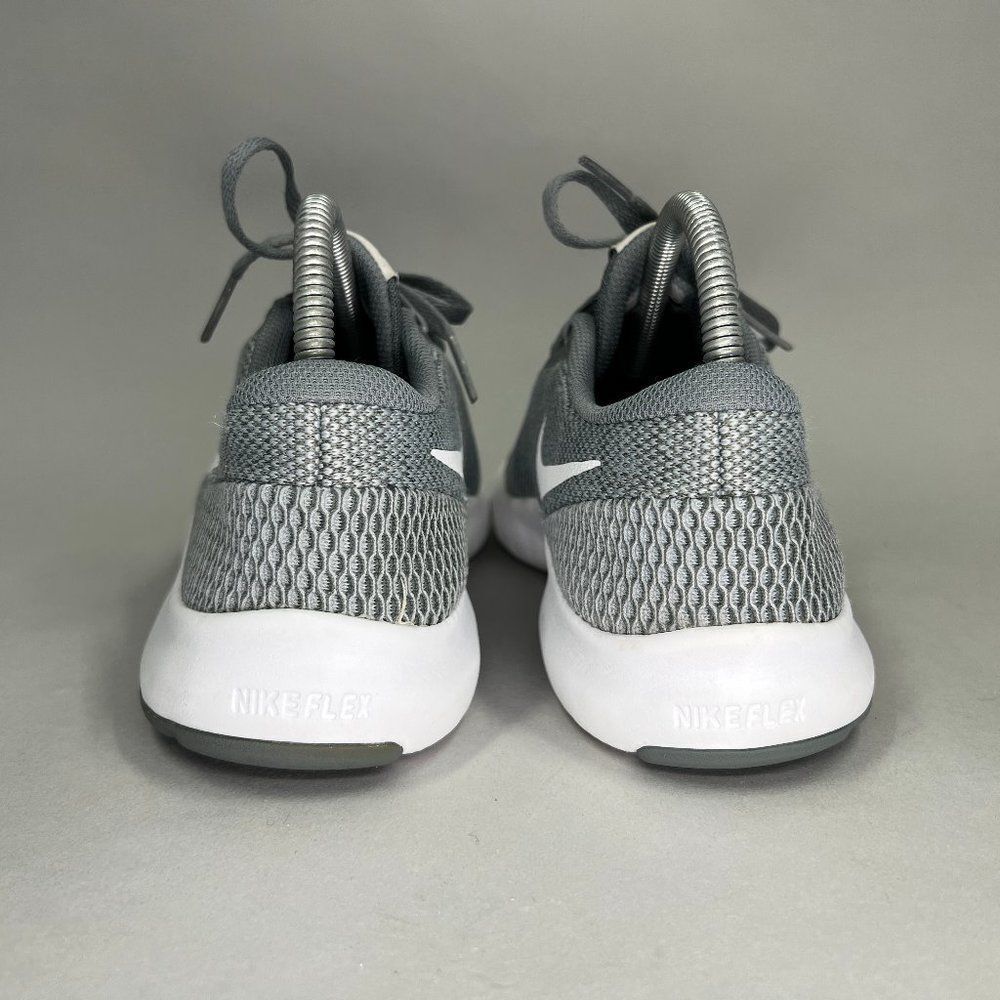 Nike Gray Trainers Sneaker Size 6Y Fits Women's Size 7.5 - Picture 6 of 11
